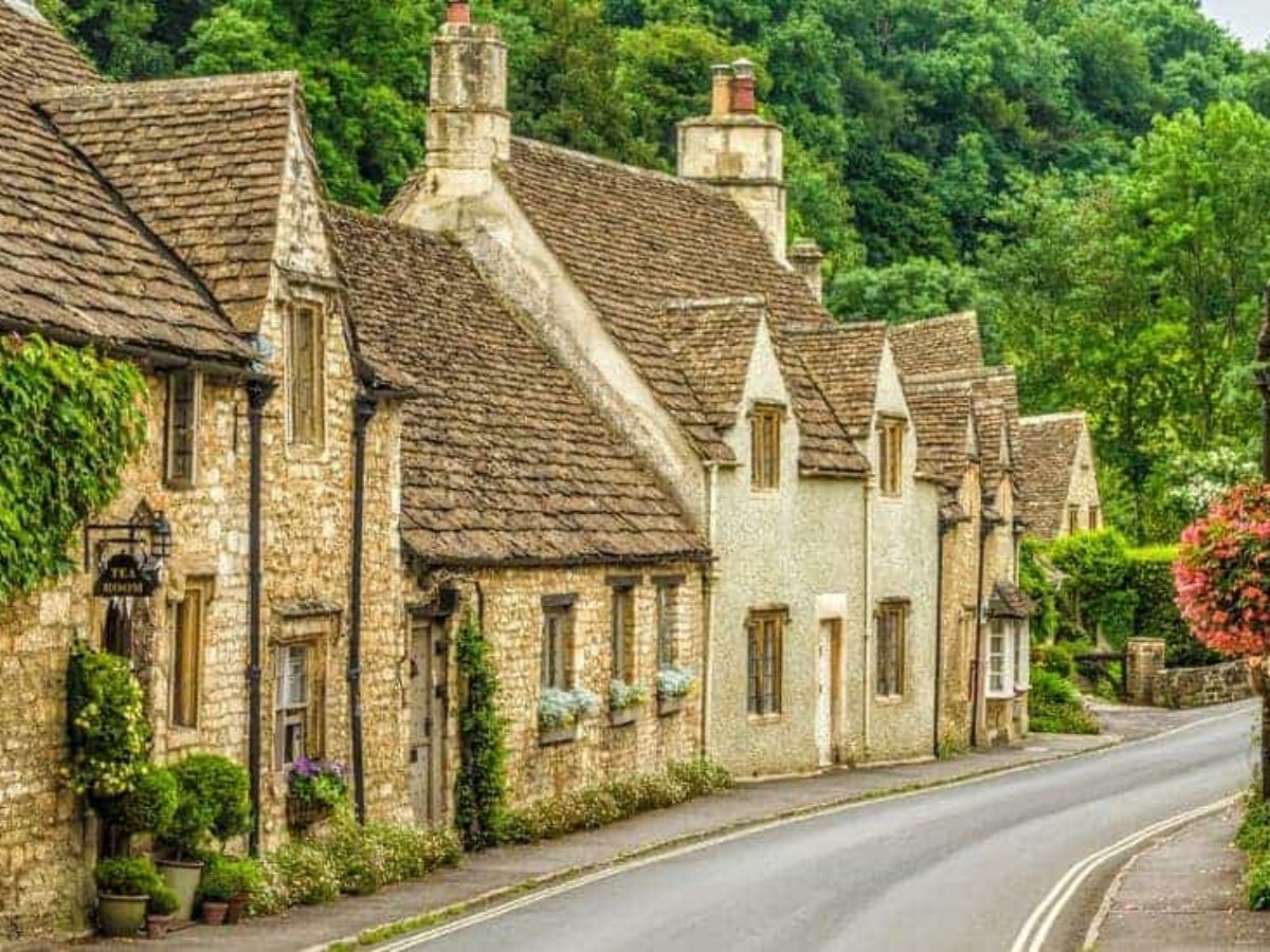 10 of the Prettiest Villages in the Cotswolds