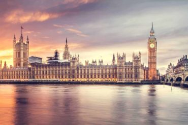 westminster palace and elizabeth tower from the southbank