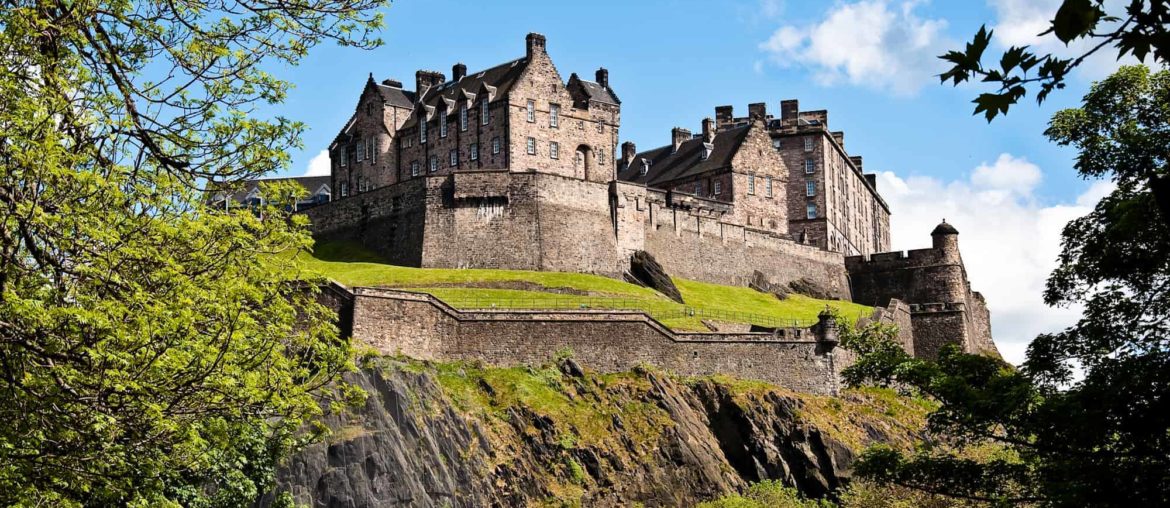 edinburgh castle in scotland