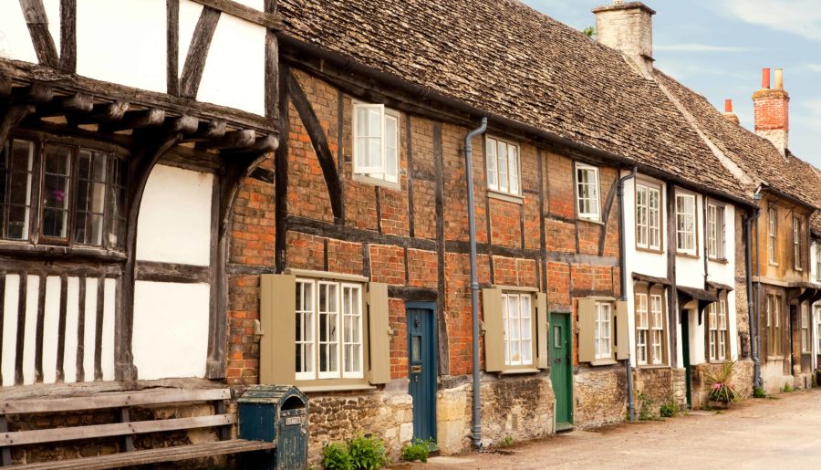 Cute preserved towns and villages in the UK