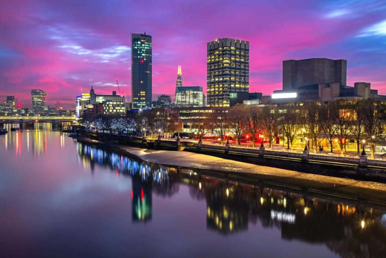 london southban river thames