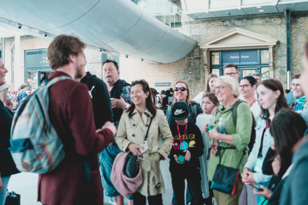 guided walking tour of london