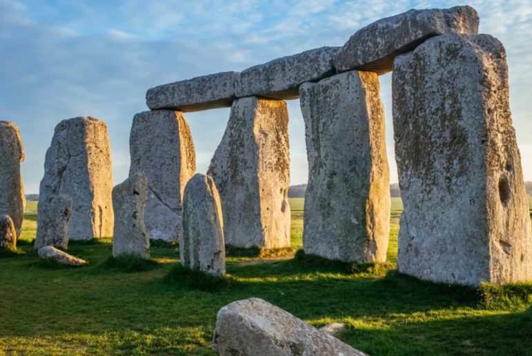 stonehenge construction