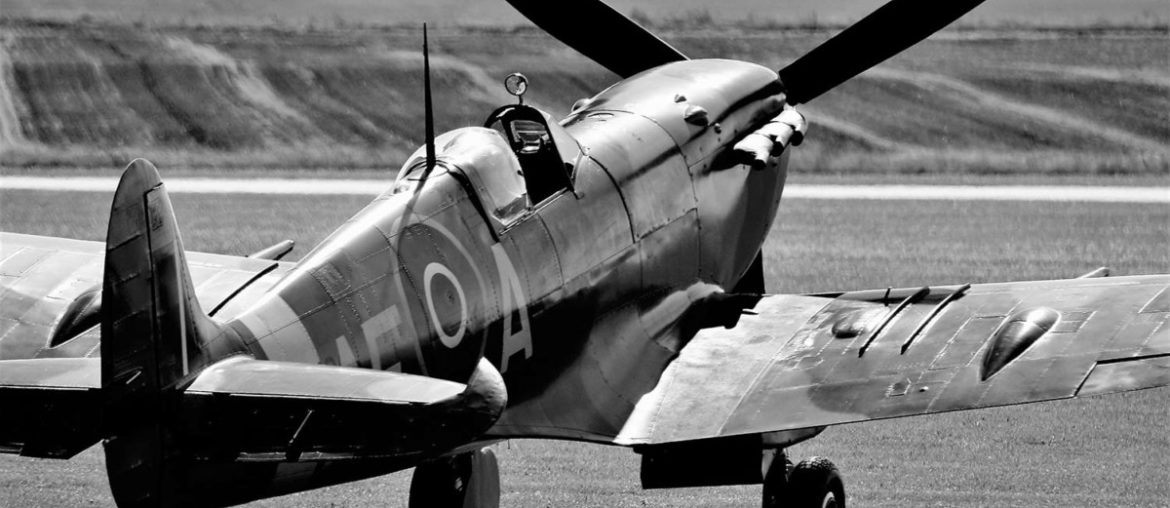 Spitfire UK Plane war