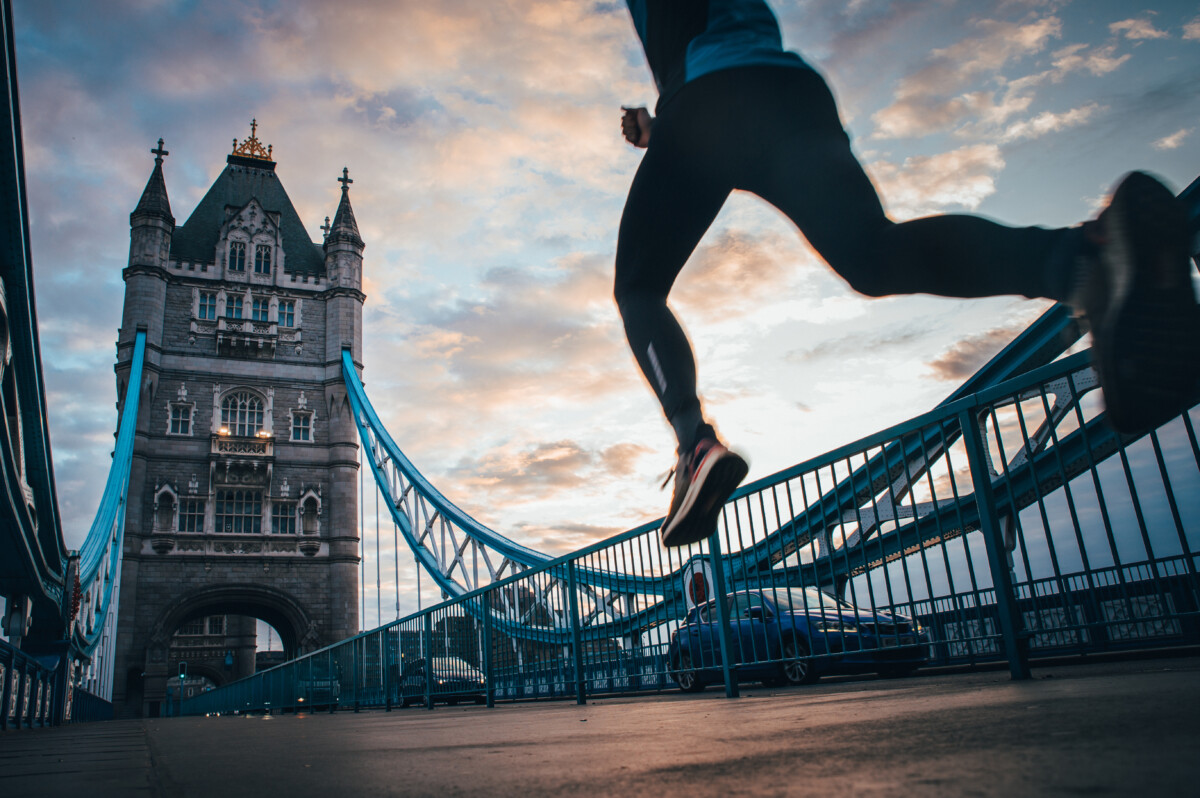 go running tours london