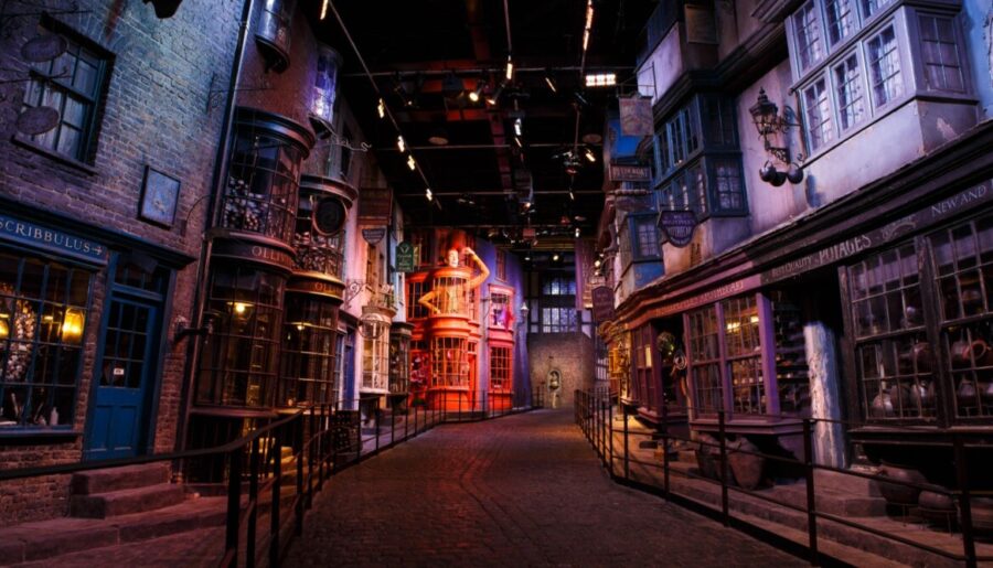 Best TV & Movie Tours in London and beyond for Film & TV Fans