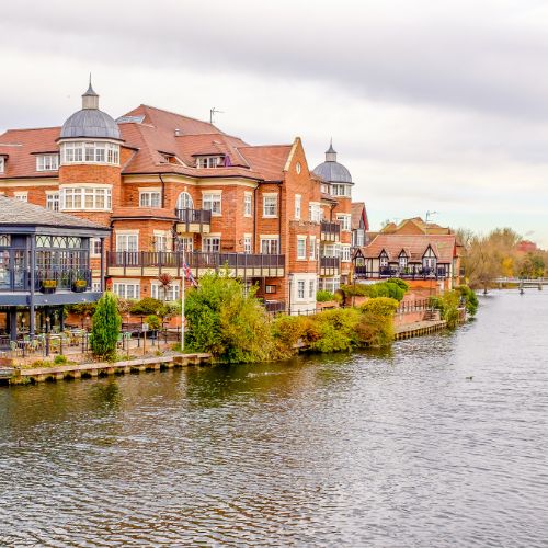 Royal Windsor & Eton Riverside Private Tour - Evan Evans Tours